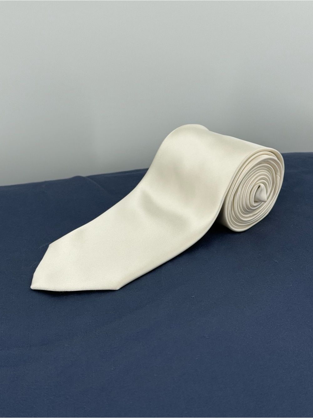 Geoffrey Beene Cream Men's Tie